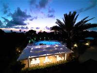 The swimming pool at or close to Case Vacanze Pietragrande