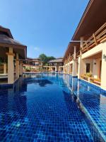 Bazén v ubytování Elegancy Resort Hua Hin nebo v jeho okolí