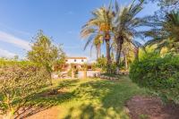 A garden outside Finca Sitjoles