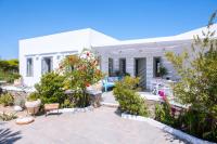 Zahrada ubytování Villa Arades Sifnos with Private Pool