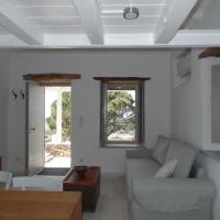 Posedenie v ubytovaní Paros Apartments Cottage
