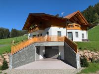 Budynek, w którym mieści się apartament