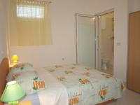 Postel nebo postele na pokoji v ubytování Holiday Home Zdenko 1 by Interhome