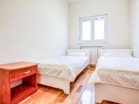 Postel nebo postele na pokoji v ubytování Apartment File-3 by Interhome