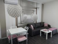 Posedenie v ubytovaní Sweet Home Apartman