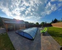 Vonkajšia záhrada v ubytovaní Sweet Home Apartman