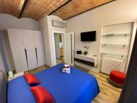 A television and/or entertainment centre at Sotto la torre