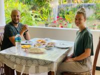 Φαγητό σε αυτός ο ξενώνας ή κάπου εκεί κοντά