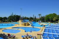 The swimming pool at or close to Beautiful Studio in Minerva