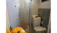 A bathroom at Condominio Quadrangolo-Gemini