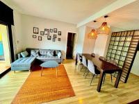 Posezení v ubytování SeaHomes Vacations, FENALS BEACH&CHIC, pk, top apartment full equipped
