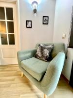 Posezení v ubytování SeaHomes Vacations, FENALS BEACH&CHIC, pk, top apartment full equipped