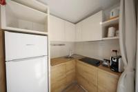 Kuchyňa alebo kuchynka v ubytovaní ESTRADA mobile home