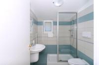 A bathroom at Brezza dell'Alento