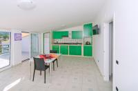 A kitchen or kitchenette at Brezza dell'Alento