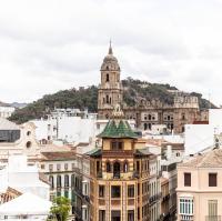 Výhľad na mesto Malaga alebo výhľad na mesto priamo z apartmánu
