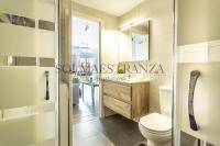 Kúpeľňa v ubytovaní Atarazanas Apartment by Sol Maestranza