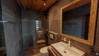 A bathroom at Rufana Alpsuite