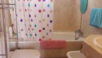 A bathroom at Casa Vista