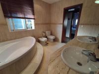A bathroom at Villa Coco