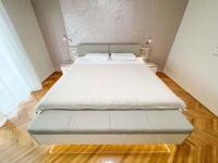 Posteľ alebo postele v izbe v ubytovaní Apartment in Crikvenica 42248