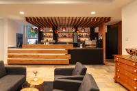Loungen eller baren på Hotel Kübler