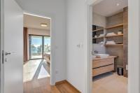 Kúpeľňa v ubytovaní Sea Bliss Luxury Villa - Sevid