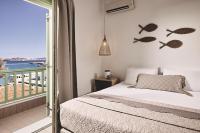 Posteľ alebo postele v izbe v ubytovaní Noon Beyond Accommodation