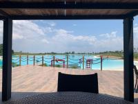 Piscina de la sau aproape de Nerea-Casa de Playa en Condominio Mar Adentro