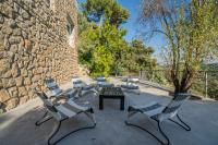Půdorys ubytování ENTREPINOS Chalet TEMPORAL sierra Madrid piscina privada WiFi GRN423