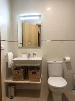 Koupelna v ubytování Apartamento con piscina Navarrete
