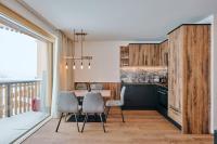 A kitchen or kitchenette at 1400 FlexenLodge