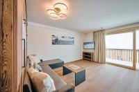 A television and/or entertainment centre at 1400 FlexenLodge