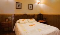 Cama o camas de una habitación en Casas Rurales Carroyosa del Jerte