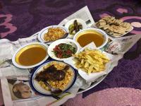 Jídlo v penzionu nebo okolí