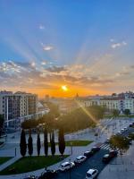 Pohľad na východ alebo západ slnka z apartmánu alebo blízkeho okolia