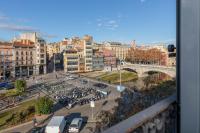 Nespecifikovaný výhled na destinaci Girona nebo výhled na město při pohledu z apartmánu