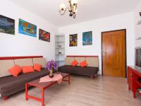 Posedenie v ubytovaní Apartment Sandalj-1 by Interhome