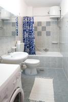 Kúpeľňa v ubytovaní Apartment Sandalj-1 by Interhome