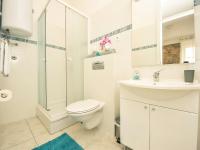 Koupelna v ubytování Apartment Snježana-3 by Interhome