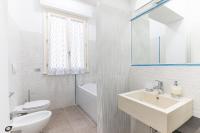 A bathroom at Elena House Apartments