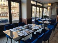 Predel za sedenje v nastanitvi Steigenberger Graf Zeppelin