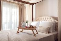 Posteľ alebo postele v izbe v ubytovaní Maison Downtown Luxury Apartments!