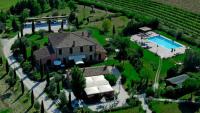 Bazén v ubytovaní Agriturismo I Romiti alebo v jeho blízkosti