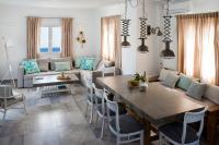 Posedenie v ubytovaní Amperian Mykonos Suites & Villas