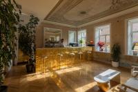 Posezení v ubytování Unfound Door - Design Hotel