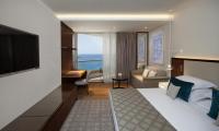 Ein Bett oder Betten in einem Zimmer der Unterkunft Royal Beach Eilat by Isrotel Exclusive