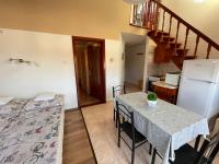 Kuchyňa alebo kuchynka v ubytovaní Hellasz Apartman