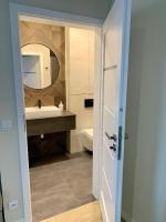 Koupelna v ubytování APARTAMENTY PIANO POLNA 28