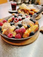 Jídlo v hotelu nebo okolí